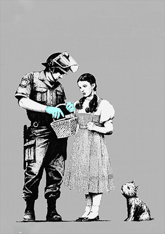 Soilder Search Doris with toto